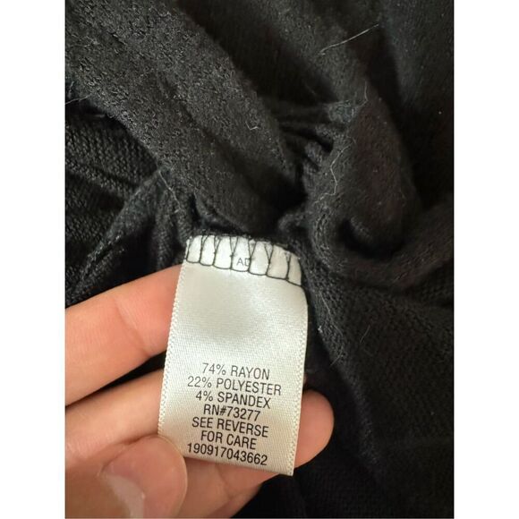 Candie’s black sweater - Picture 6 of 8
